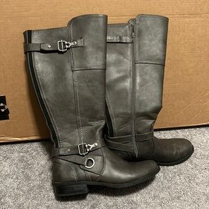 Guess wide calf boots